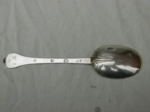 1689 William and Mary Trefid by Lawrence Coles great hallmarks 34g