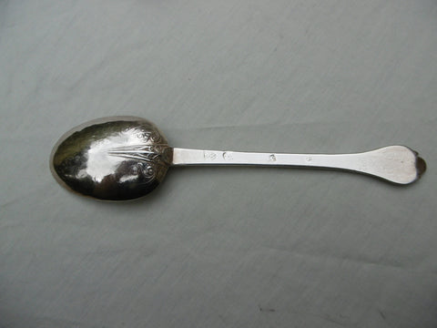 1690 fine Laceback Trefid by William Swadling 40g