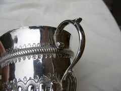1701 fine William 111 Porringer by rare maker Charles Overing 210g