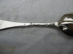1704 very nice Queen Anne Dognose tablespoon by Isaac Davenport 44g