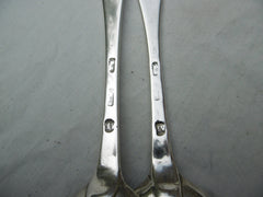 1704 fine pair of Queen Anne Dognose tablespoons by A Archer nice crest