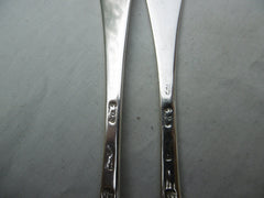 1704 fine pair of Queen Anne Dognose tablespoons by A Archer nice crest
