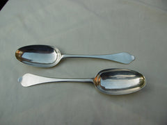 1708 fine rare pair of Queen Anne Dognose spoons by A Archer 112g