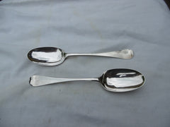1709 very rare pair of Queen Anne spoons by John Broake