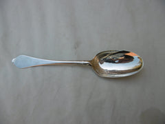 1709 rare Queen Anne dognose dessert spoon by Andrew Archer 38g