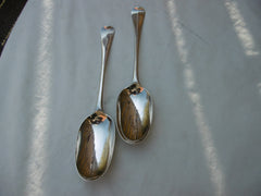 1711 fine pair of Queen Anne tablespoons by John Broake 126 grams