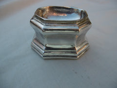 1716 fine large George 1st Trencher salt by James Seabrook great hallmarks 50g