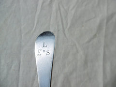 1717 lovely George 1st rat tail tablespoon by William Scarlett 65g