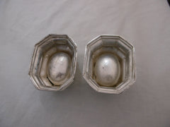 1717 nice pair of George 1st Trencher salts 95g