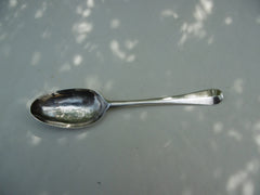 1719 rare George 1st rat tail dessert spoon with Widows crest