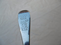 1723 rare George 1st 3pronged dessert fork by Paul Hanet nice crest 25 grams
