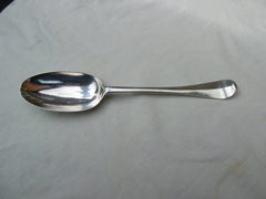 1725 lovely George 1st rat tail tablespoon by rare maker Timothy Ley 60g