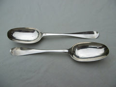 1729 fine pair of George 11 Edinburgh rat tail spoons by Patrick Greame 136g