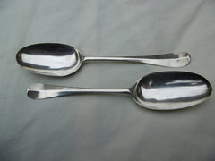 1730 fine pair of George 1st rat tail spoons by W Soame 78g