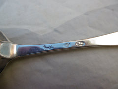 1736 Lovely George 11 Irish tablespoon by Matthew Walker 70g nice crest