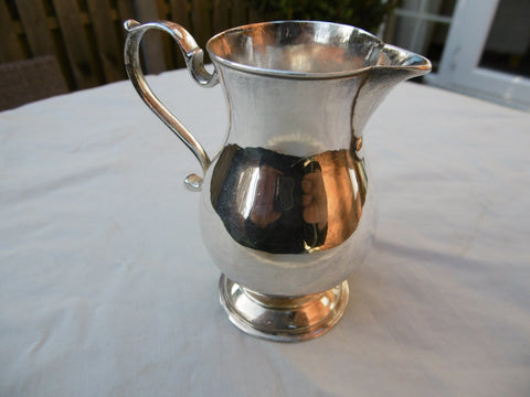 1737 fine George 11 Sparrow beak cream jug 78g