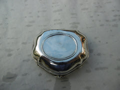 1741 lovely George 11 snuff box with Neptune scene by R Cox fully hallmarked 65g