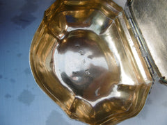 1741 lovely George 11 snuff box with Neptune scene by R Cox fully hallmarked 65g