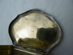 1744 very nice fully hallmarked George 11 snuff box by R Cox 43g