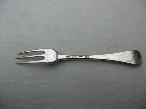 1747 rare Georgian 3 pronged fork by George Morris 68g nice crest