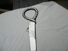 1754 lovely George 11 meat skewer with Rope twist handle and nice crest by JW 105g