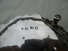 1754 lovely George 11 small salver or waiter by W Peaston 185g