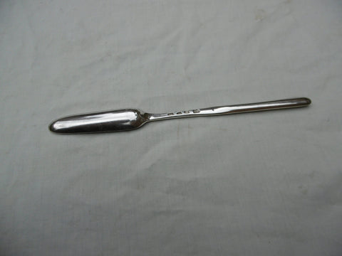 1756 fine George 11 silver marrow scoop by E Coker 50g