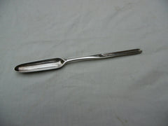 1756 fine George 11 silver marrow scoop by E Coker 50g