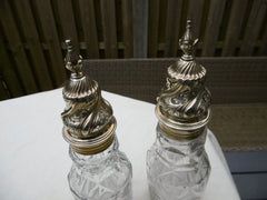 1766 fine large Georgian 2 bottle cruet set by R Peaston 610 grams silver