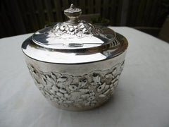1768 lovely George 111 silver tea caddy 270 grams