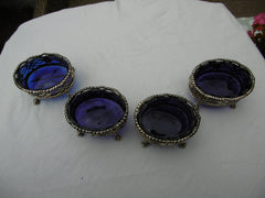 1768 matching set of 4 Georgian silver salts by the Hennells with liners