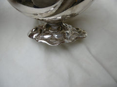1771 stunning pair of Georgian cast sauce boats by Thomas Henning snake handles 445g