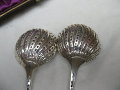1771 beautiful cased pair of George 111 Onslow pattern ladles by William Fearn 116  grams