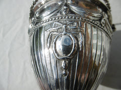 1774 stunning George 111 silver Adam style basket 173 grams see photos