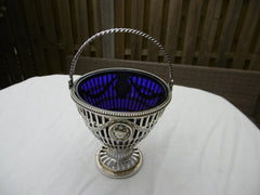1774 fine Georgian silver Adam style basket by Thomas Daniel with glass liner