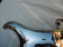 1776 top quality pair of Georgian silver gravy boats by T Evans 650 grams nice crest