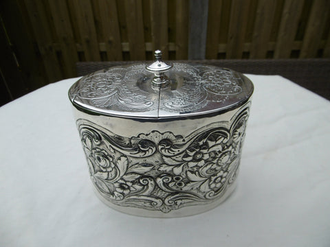 1777 very unusual Georgian twin lidded tea caddy by Aldridge and Green 410g