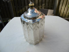 1786 stunning fluted George 111 silver tea caddy by Robert Hennell 460 grams see photos