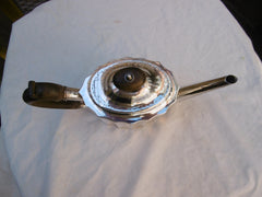1787 beautiful George 111 fluted teapot by Robert Hennell 420g