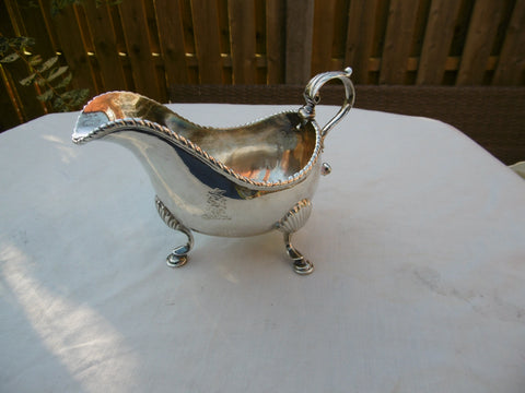 1789 fine Irish George 111 sauce boat by R Williams 180g great Lion crest
