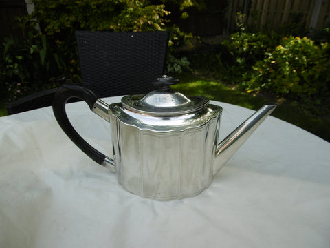 1796 fine Fluted Georgian silver teapot by John Denziloe 490 grams