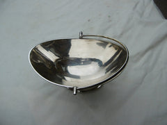1797 lovely George 111 swing handled basket by maker IR 160 grams