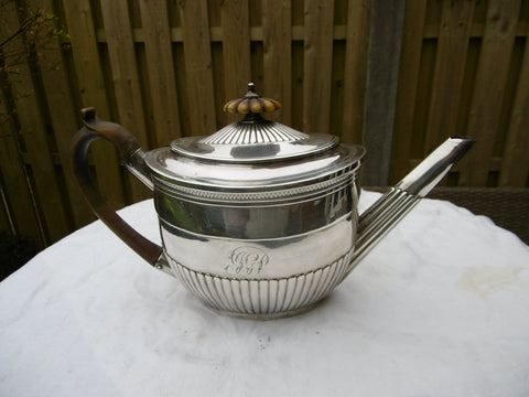 1801 very good Georgian silver teapot by R Cooke 450g