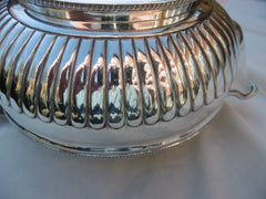 1805 quality Irish Georgian teapot Dublin by James Scott 750 grams