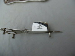 1806 fine Georgian silver Snuff tray and Snuffers with matching period crest 300g