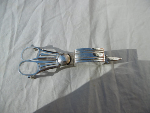 1816 fine pair of Georgian silver candle snuffers by Emes and Barnard 100g