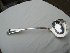 1818 fine heavy Scottish soup ladle by James McKay 215g nice shell decoration