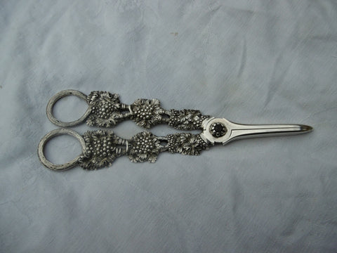 1825 superb set of Georgian Silver Grape Shears by C Rawlings 130g