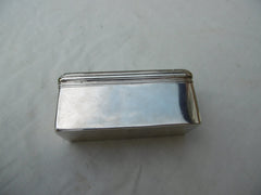 1828 lovely George 1V snuff box by maker TD retailed by Palmer 80 grams