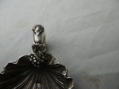 1860 Beautiful silver Caddy spoon by George Unite lovely decoration 13 grams